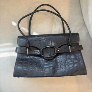 Vintage stuart weitzman crocodile embossed shoulder bag